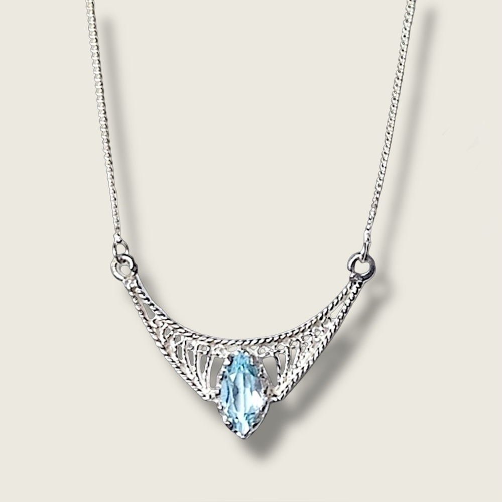 925 Sterling Silver Necklace Blue Topaz